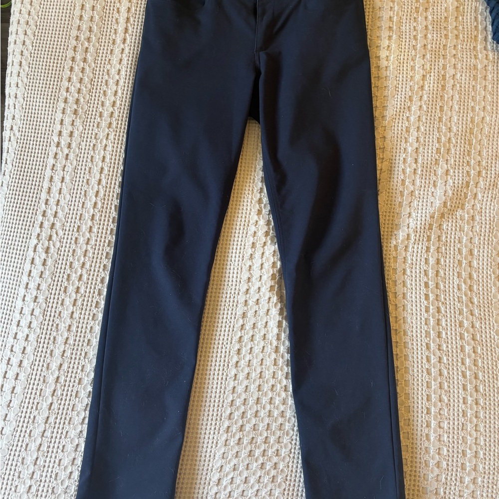 Calvin Klein Men’s Chino Pants – Navy Blue – Size 32x34